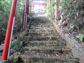 赤レンガの階段