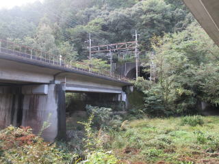 中央本線池田町トンネル北口